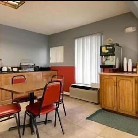 Regal Inn Guntersville Ristorante foto
