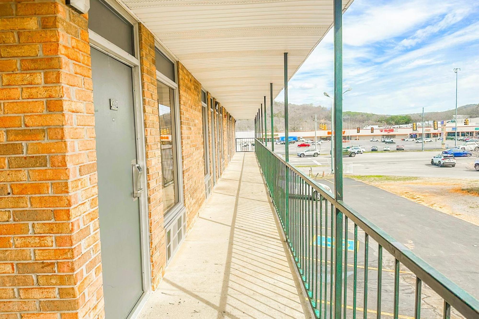 Regal Inn Guntersville Esterno foto
